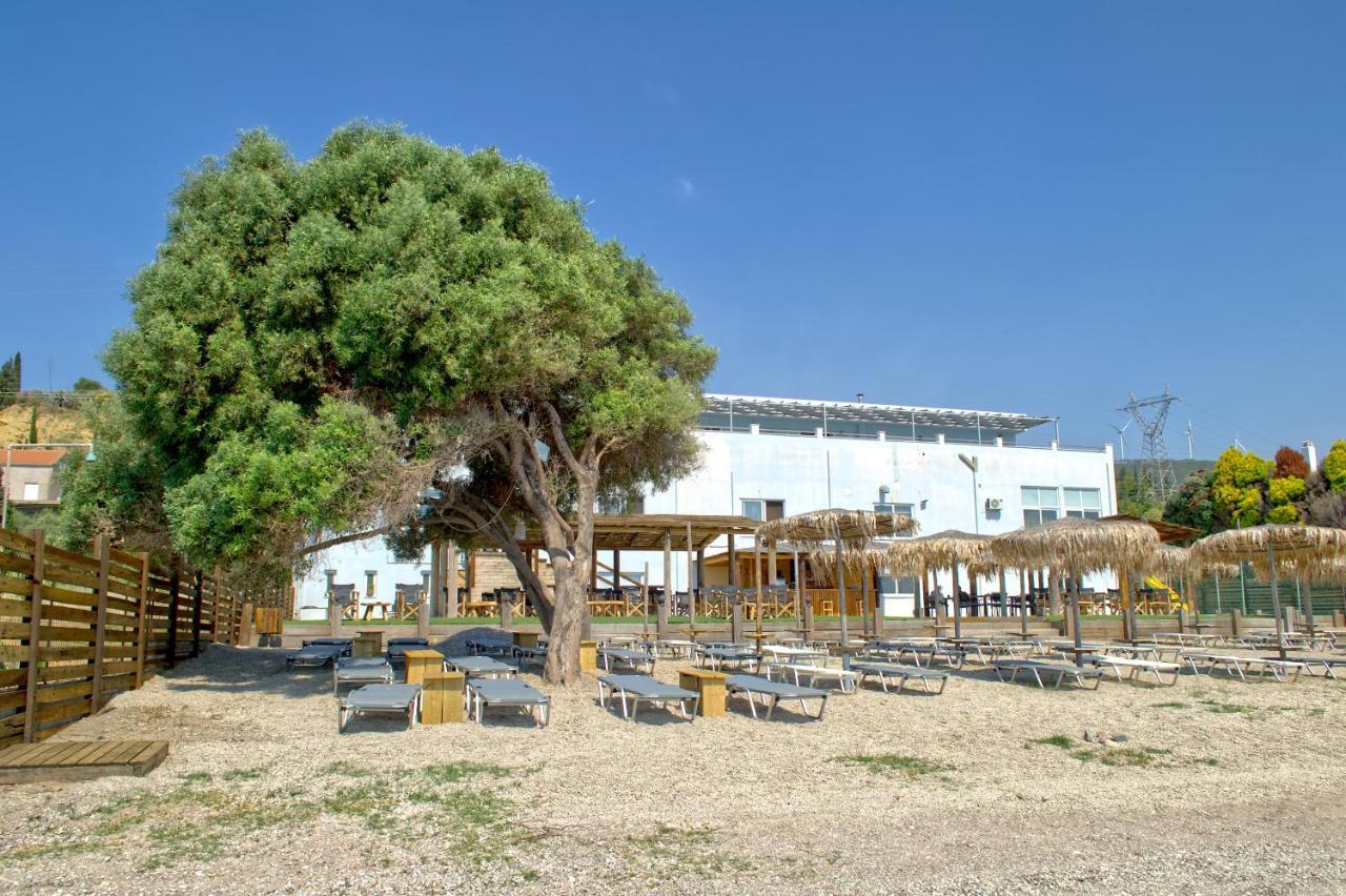 Epipleon Luxury Suites -106- Δωμάτιο 40Τμ Με Βεράντα 45Τμ Μπροστά Στην Θάλασσα Nafpaktos Eksteriør billede