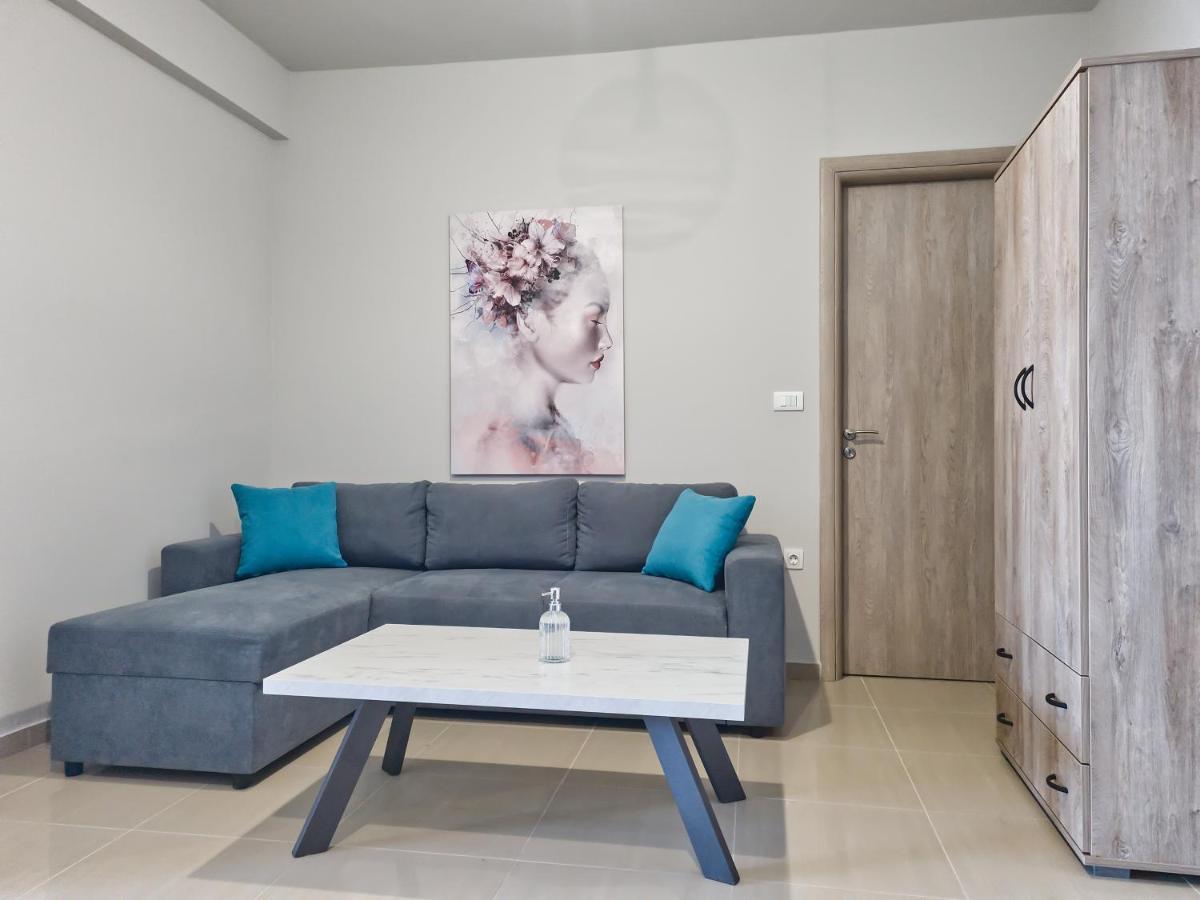 Epipleon Luxury Suites -106- Δωμάτιο 40Τμ Με Βεράντα 45Τμ Μπροστά Στην Θάλασσα Nafpaktos Eksteriør billede
