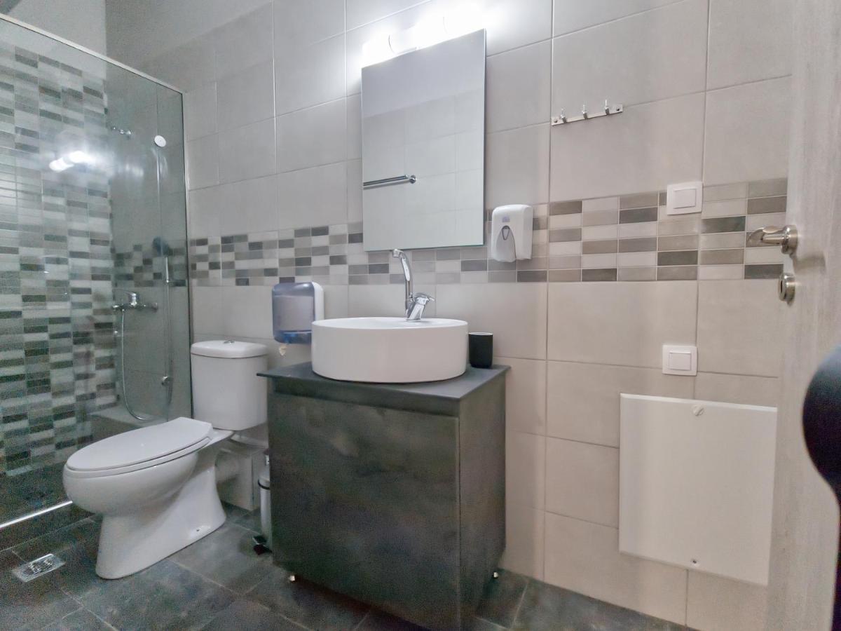 Epipleon Luxury Suites -106- Δωμάτιο 40Τμ Με Βεράντα 45Τμ Μπροστά Στην Θάλασσα Nafpaktos Eksteriør billede